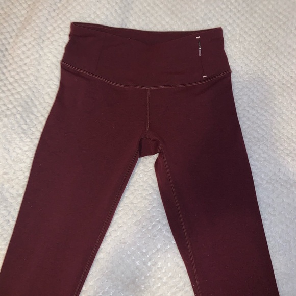 CALIA red leggings - Picture 2 of 3